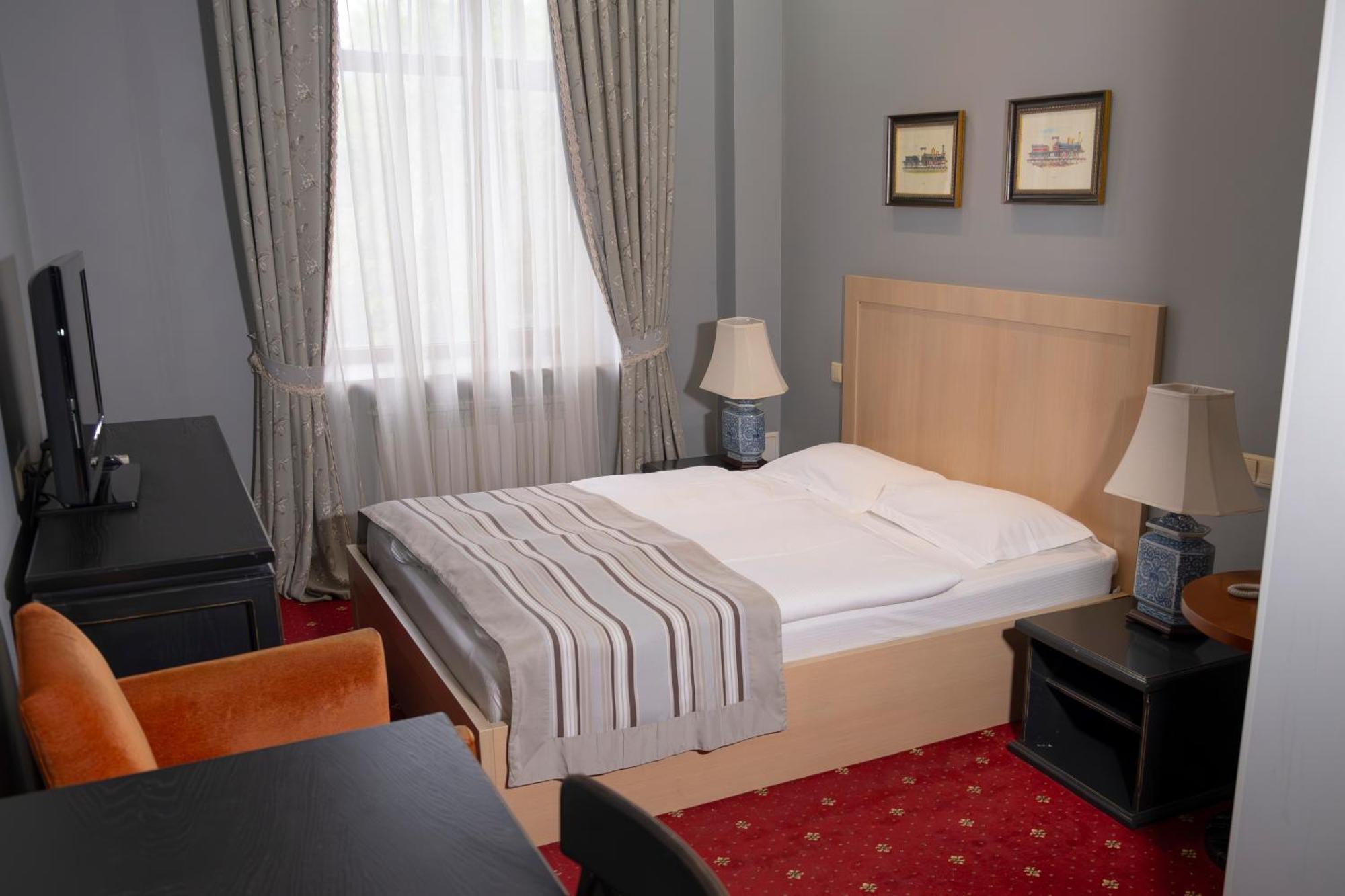 Plaza Hotel Kokşetau Exterior foto