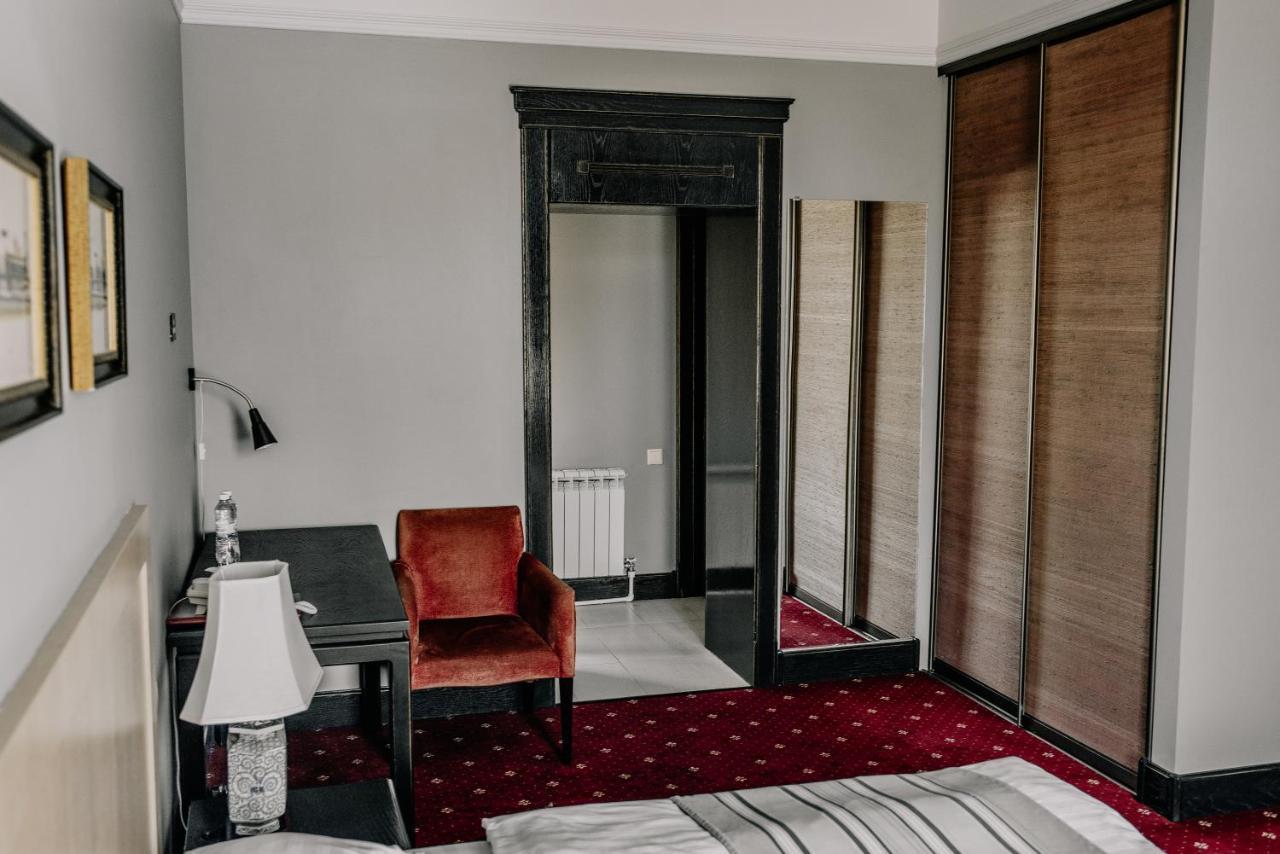 Plaza Hotel Kokşetau Exterior foto